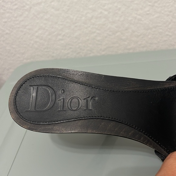 Dior sandal. Black . Size 38.5 ( run small) I’m usually a 6.5 or 7 though. - Picture 8 of 14